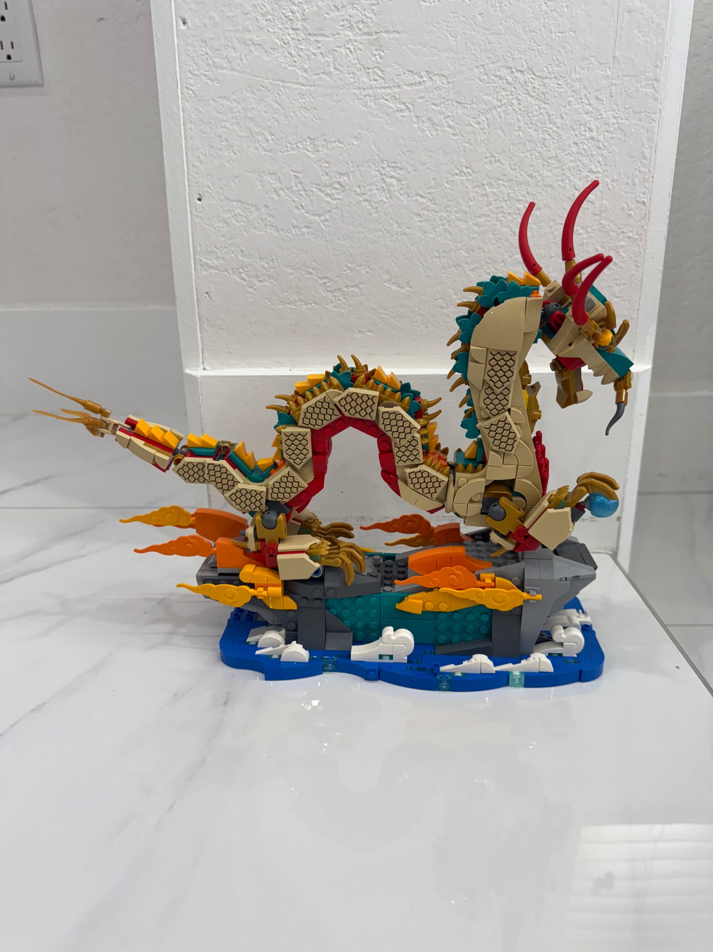 Lego Auspicious Dragon (80112) used