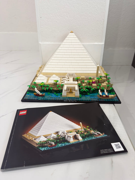 Lego Great Pyramid Of Giza (21058) used