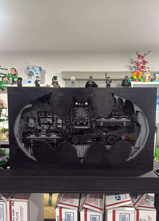 Lego bundle! Batman shadow box and 1989 Batmobile